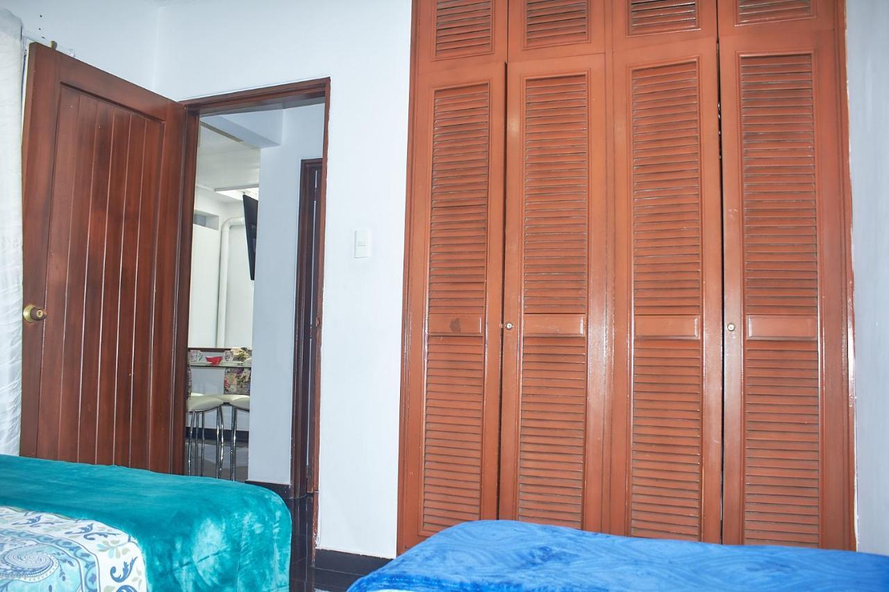 Cozy Apartment Excellent Location, Air Conditioning Кали Экстерьер фото
